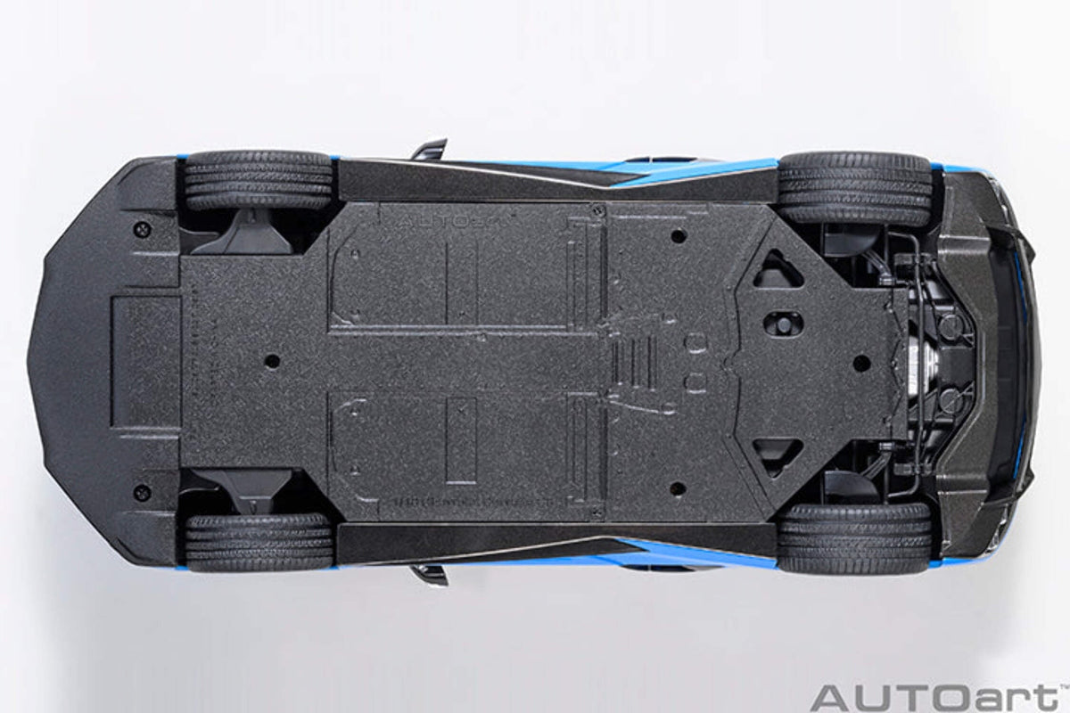 2020 Chevrolet Corvette C8 Stingray Rapid Blue 1/18 Model Car by Autoart