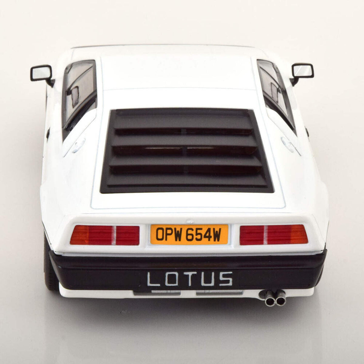 KK SCALE MODELS 1/18 - LOTUS Esprit Turbo - 1981