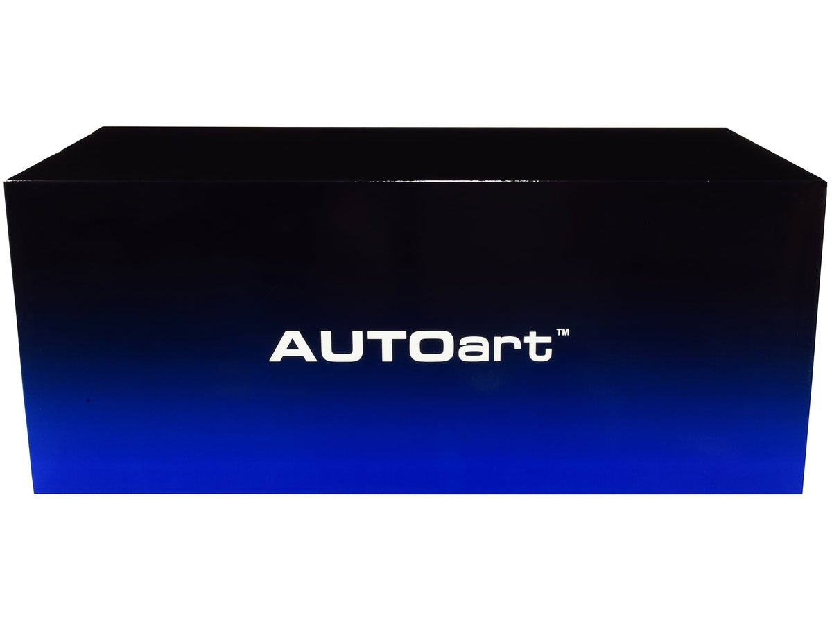Mercedes Benz G500 4X4 2 Alien Green 1/18 Model Car by Autoart