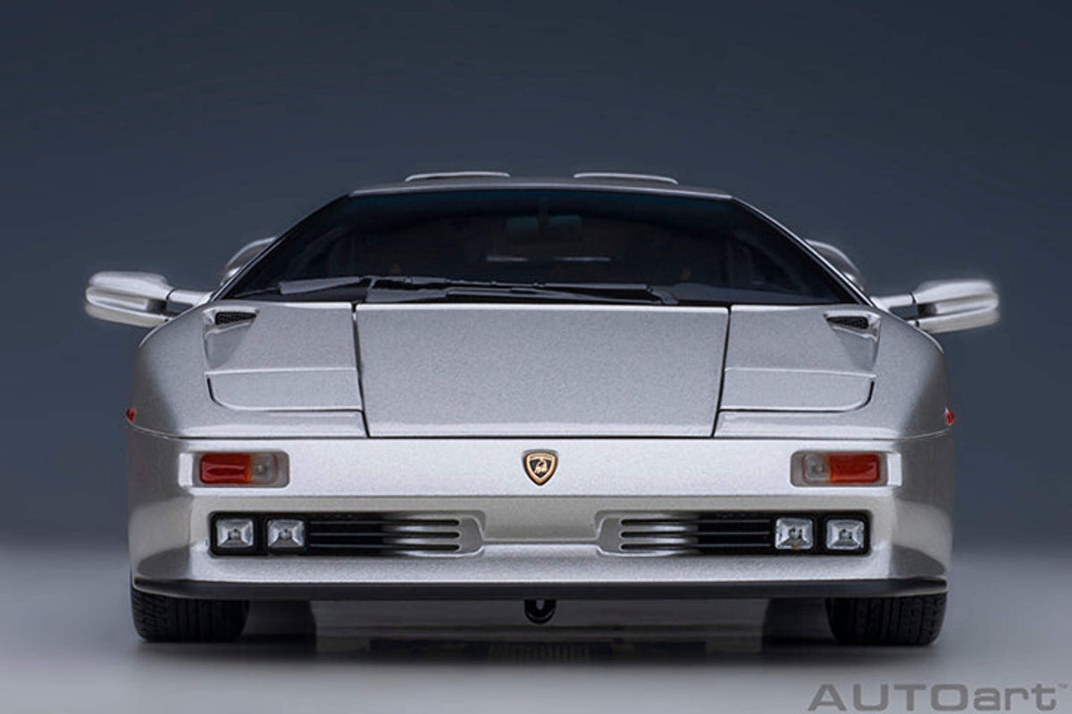 Autoart 79143 1-18 Scale Lamborghini Diablo Se30 Jota Titanio Model Car, Metallic Silver