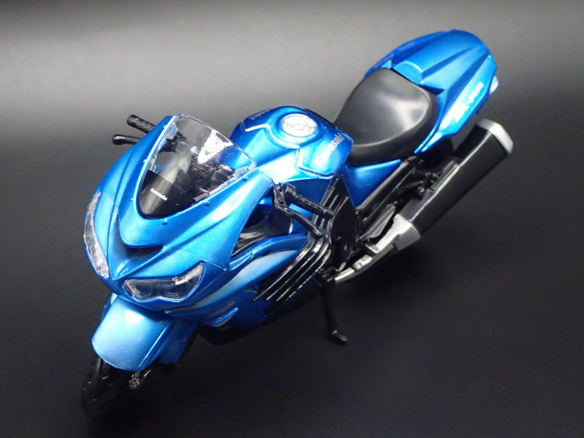 Open Box KAWASAKI NINJA ZX 14R BIKE MOTORCYCLE BLUE 1/18 SCALE DIORAMA DIECAST MODEL BIKE